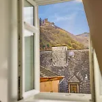 Neu!!! Moselbleibe Stadthaus Am Baerenbrunnen 民宿 贝恩卡斯特尔-屈斯