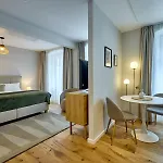 Neu!!! Moselbleibe Stadthaus Am Baerenbrunnen 贝恩卡斯特尔-屈斯